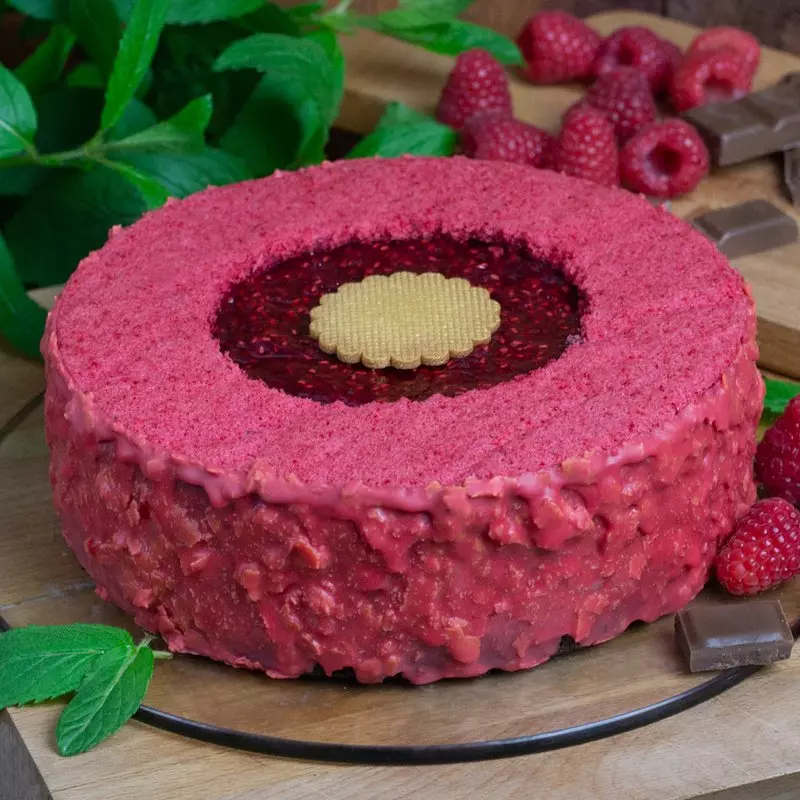 Tort Czekoladowy z maliną